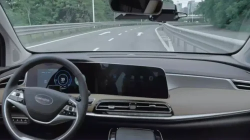 Consecutive annual losses and volatility in stock price make Mineye a high-risk investment with an unfavorable risk-reward profile